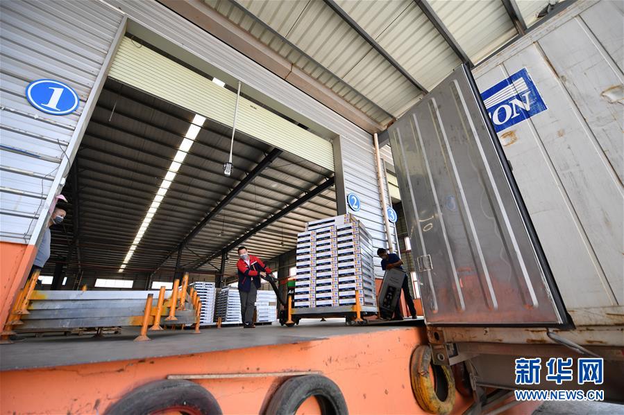 （聚焦復(fù)工復(fù)產(chǎn)&middot;圖文互動）（4）記者手記：戰(zhàn)&ldquo;疫&rdquo;中增長，這些企業(yè)做對了什么？