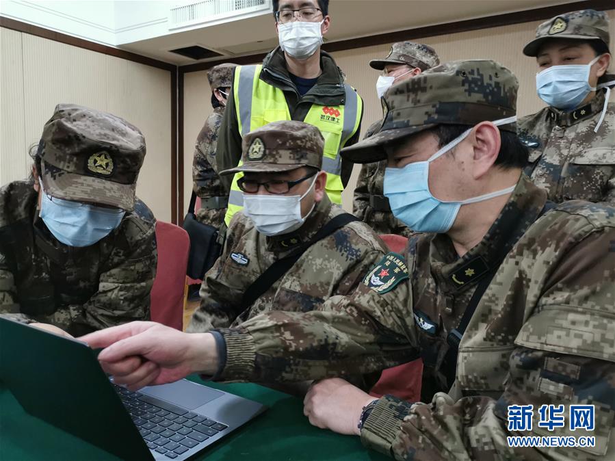 （新華全媒頭條&middot;圖文互動(dòng)）（9）和時(shí)間拼速度 與死神搶生命&mdash;&mdash;火神山醫(yī)院重癥醫(yī)學(xué)一科里的&ldquo;生死戰(zhàn)&rdquo; 