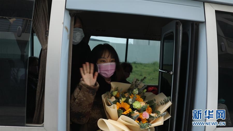 （新華全媒頭條&middot;習(xí)近平致敬的戰(zhàn)&ldquo;疫&rdquo;英雄&middot;武漢人民篇&middot;圖文互動(dòng)）（3）壯哉，大武漢&mdash;&mdash;獻(xiàn)給英雄的武漢人民