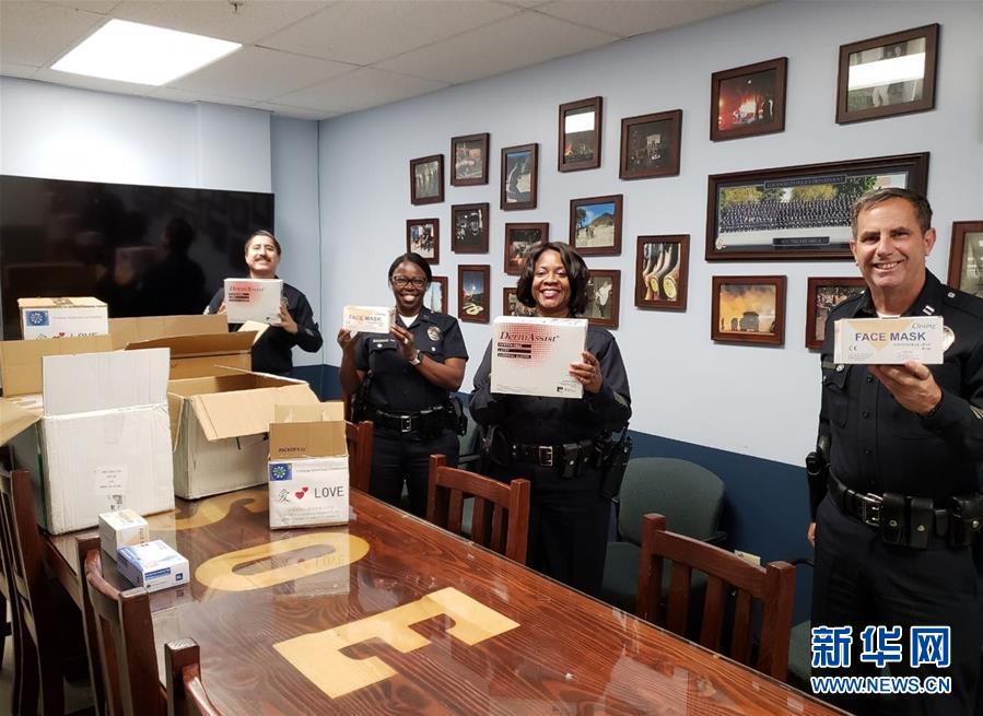 （國際疫情&middot;圖文互動(dòng)）（5）通訊：一個(gè)微信群里的抗疫故事