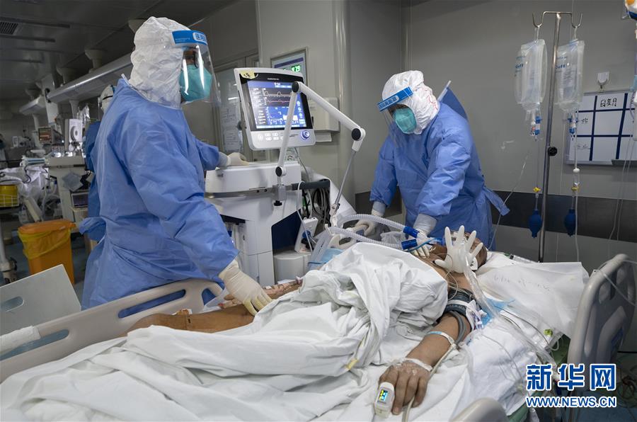 （新華全媒頭條&middot;圖文互動(dòng)）（8）生命至上，人民至上&mdash;&mdash;武漢戰(zhàn)&ldquo;疫&rdquo;重癥患者救治工作紀(jì)實(shí)