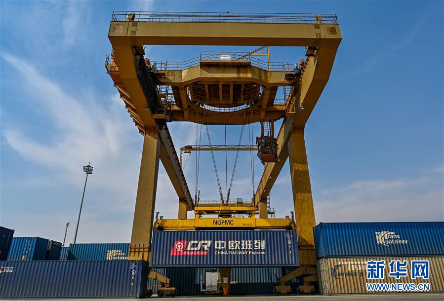 （新華全媒頭條&middot;圖文互動）（14）邊城戰(zhàn)&ldquo;疫&rdquo;&mdash;&mdash;綏芬河、滿洲里境外輸入疫情防控紀(jì)實