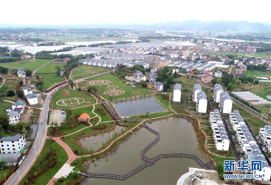 （新華全媒頭條&middot;圖文互動(dòng)）（11）歷史坐標(biāo)見(jiàn)證初心使命&mdash;&mdash;寫在江西革命老區(qū)貧困縣全部摘帽之際