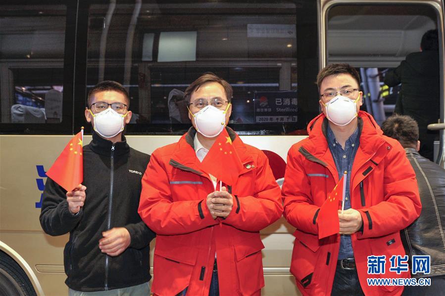 （聚焦疫情防控&middot;圖文互動）（8）分秒必爭！一切為了治病救人&mdash;&mdash;中國抗疫生命至上的生動實踐