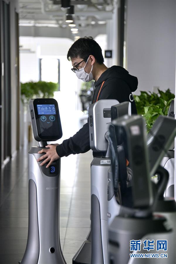 （圖文互動(dòng)）（5）從360行到1500多&ldquo;行&rdquo;&mdash;&mdash;勞動(dòng)節(jié)之際傾聽新職業(yè)從業(yè)者的故事