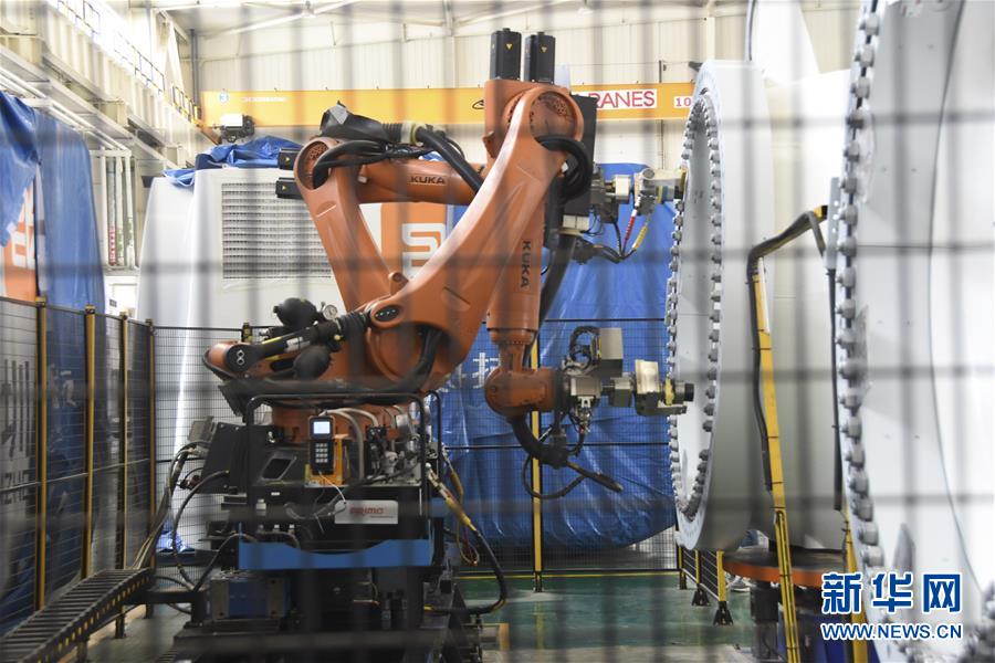 （聚焦復(fù)工復(fù)產(chǎn)&middot;圖文互動(dòng)）（2）聆聽(tīng)復(fù)蘇的腳步&mdash;&mdash;新疆企業(yè)一線生產(chǎn)見(jiàn)聞