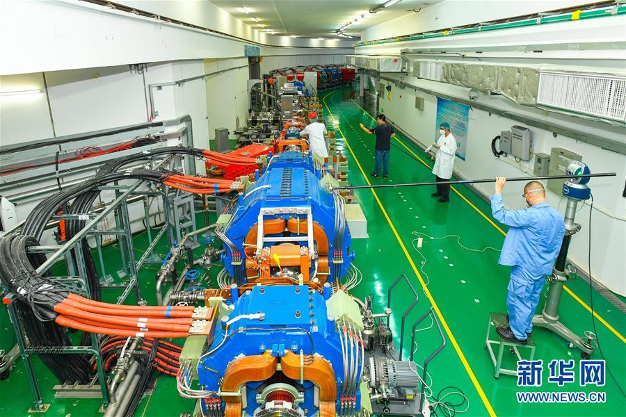 （新華全媒頭條&middot;圖文互動）（12）新基建，澎湃中國經(jīng)濟新動能