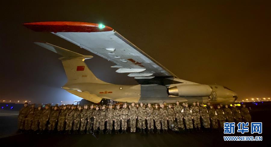 （新華全媒頭條&middot;圖文互動）（4）鐘華論：在民族復(fù)興的歷史豐碑上&mdash;&mdash;2020中國抗疫記