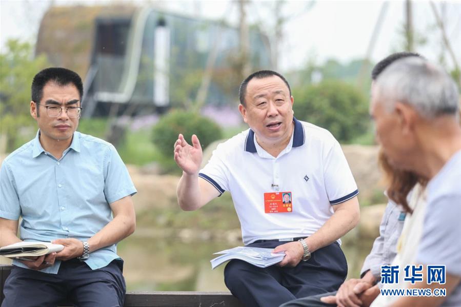 （新華全媒頭條&middot;兩會(huì)精神看落實(shí)&middot;圖文互動(dòng)）（2）整體謀劃、系統(tǒng)升級(jí)、全面提升&mdash;&mdash;落實(shí)全國(guó)兩會(huì)精神織牢織密公共衛(wèi)生防護(hù)網(wǎng)