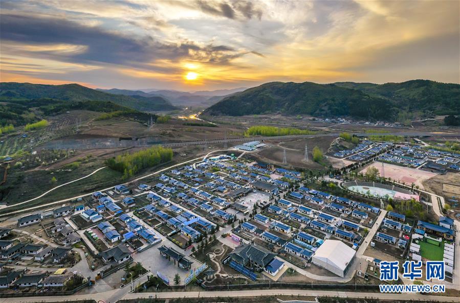 (決戰(zhàn)決勝脫貧攻堅·圖文互動)(1)長白山下唱新篇——吉林延邊州脫貧攻堅觀察