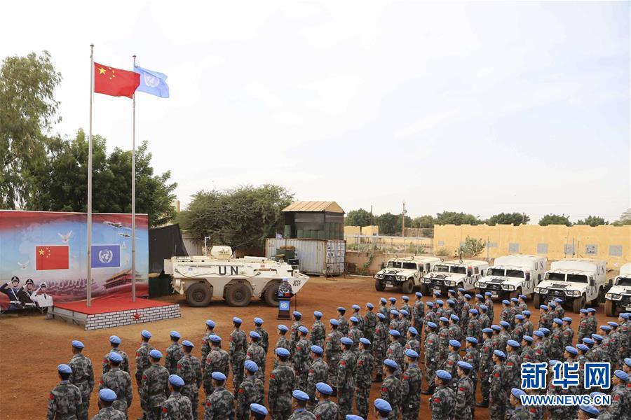（新華全媒頭條&middot;圖文互動(dòng)）（1）崢嶸歲月30年 中國(guó)藍(lán)盔衛(wèi)和平