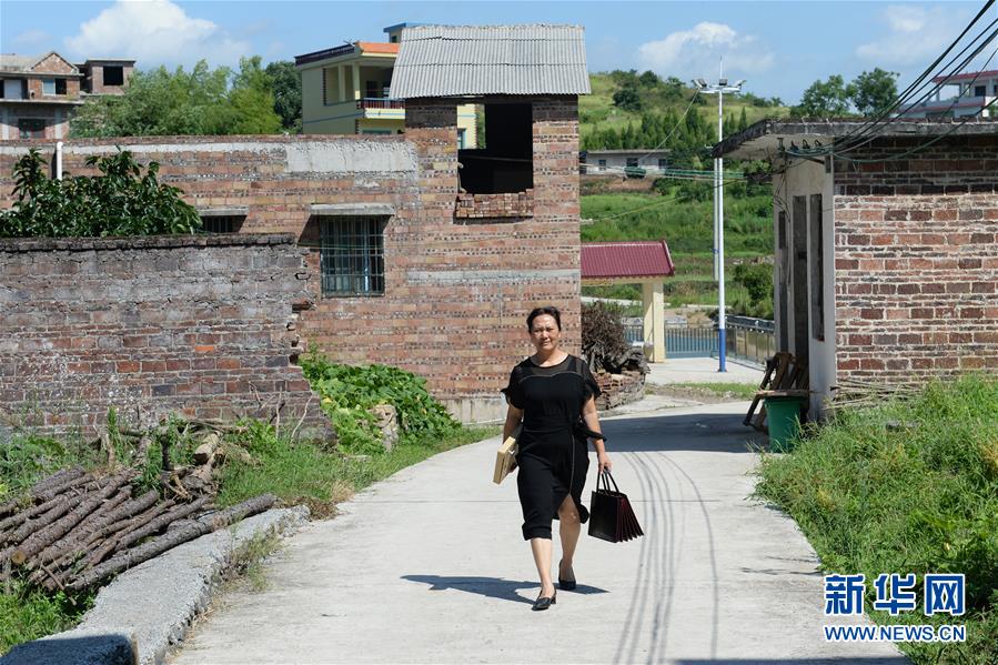 （圖文互動）（2）湘南深山，堅守扶貧一線的黨員之家