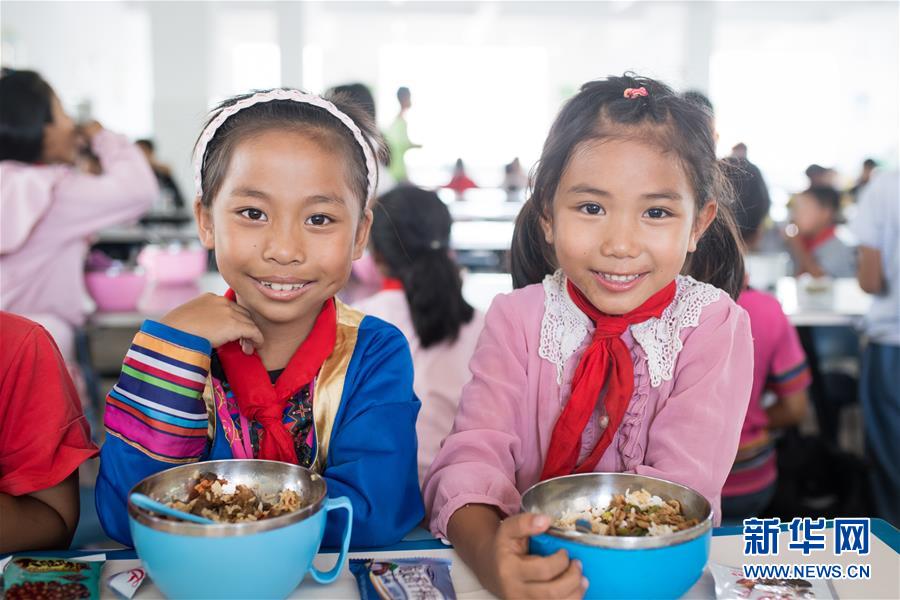 （新華全媒頭條&middot;圖文互動）（11）&ldquo;美麗的中國夢屬于你們&rdquo;&mdash;&mdash;以習(xí)近平同志為核心的黨中央關(guān)心少年兒童工作紀(jì)實