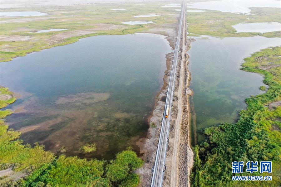 （圖文互動(dòng)）（1）筑完&ldquo;天路&rdquo;架&ldquo;云梯&rdquo;&mdash;&mdash;鐵路老兵再上高原