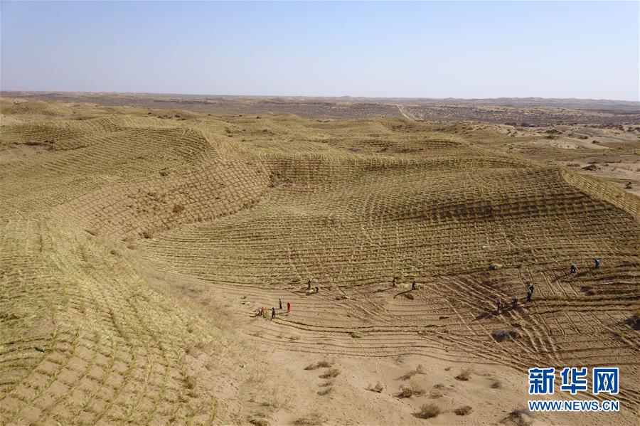 （在習(xí)近平新時(shí)代中國(guó)特色社會(huì)主義思想指引下&mdash;&mdash;新時(shí)代新作為新篇章&middot;習(xí)近平總書(shū)記關(guān)切事&middot;圖文互動(dòng)）（4）綠色映底蘊(yùn)，山水見(jiàn)初心&mdash;&mdash;生態(tài)優(yōu)先、綠色發(fā)展持續(xù)造福群眾美好生活