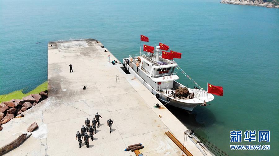 (新華全媒頭條·圖文互動(dòng))(6)“隱秘”的擁軍航線