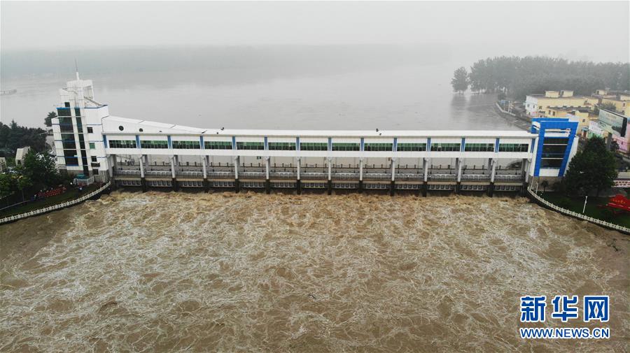 （新華全媒頭條&middot;圖文互動(dòng)）（4）筑起共御水患的鋼鐵長堤&mdash;&mdash;戰(zhàn)洪一線的&ldquo;干群關(guān)系新答卷&rdquo;