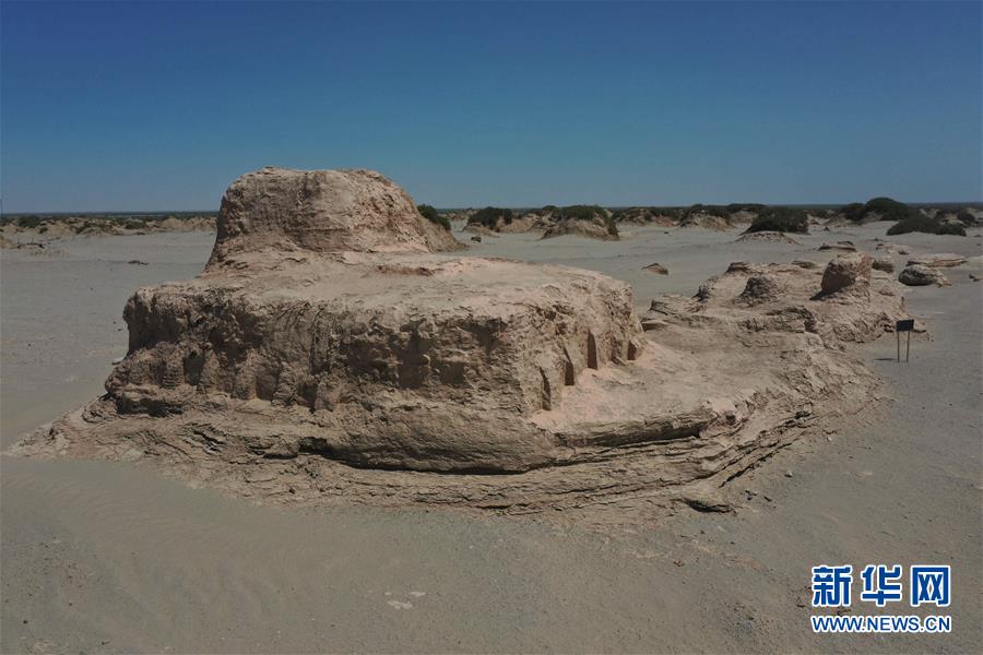 (圖文互動(dòng))(1)“仿佛泥土?xí)f(shuō)話(huà)”——戈壁灘上絲路遺址的長(zhǎng)情守望者