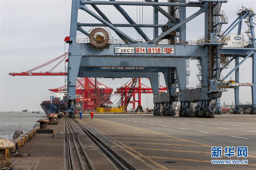 (新華全媒頭條·圖文互動(dòng))(11)構(gòu)建雙循環(huán) 闖出新天地——從長三角看中國外貿(mào)新動(dòng)能