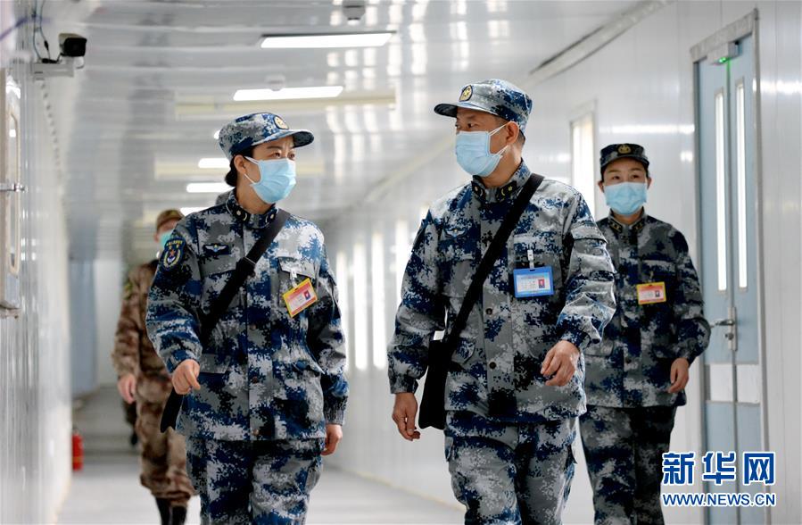 (圖文互動)(6)“白衣戰(zhàn)士”在沖鋒——記“最美新時代革命軍人”仲月霞