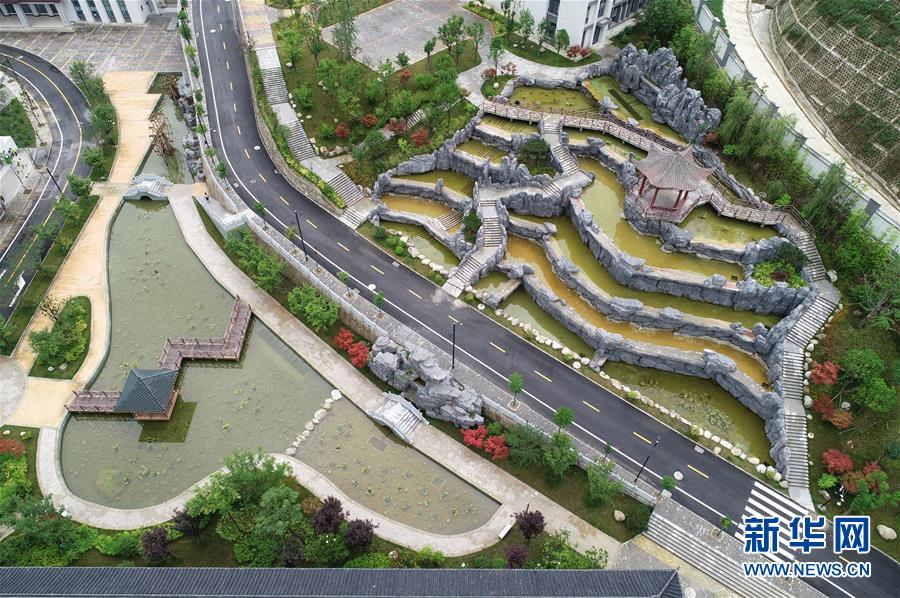 （新華視點(diǎn)&middot;圖文互動(dòng)）（2）學(xué)校建漂亮點(diǎn)本無錯(cuò)，為何這所&ldquo;豪華中學(xué)&rdquo;讓人困惑？