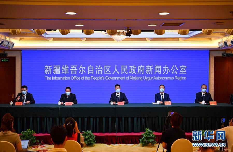 （聚焦疫情防控&middot;圖文互動）烏魯木齊為大中專學生和特殊群體出疆開辟&ldquo;綠色通道&rdquo;