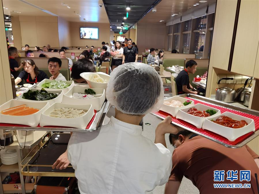 （在習近平新時代中國特色社會主義思想指引下&mdash;&mdash;新時代新作為新篇章&middot;習近平總書記關切事&middot;圖文互動）（2）珍惜盤中餐，狠剎浪費風&mdash;&mdash;各地積極行動堅決制止餐飲浪費