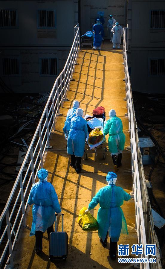 （新華全媒頭條&middot;圖文互動）（10）以仁心仁術(shù)造福人民&mdash;&mdash;寫在第三個(gè)中國醫(yī)師節(jié)之際