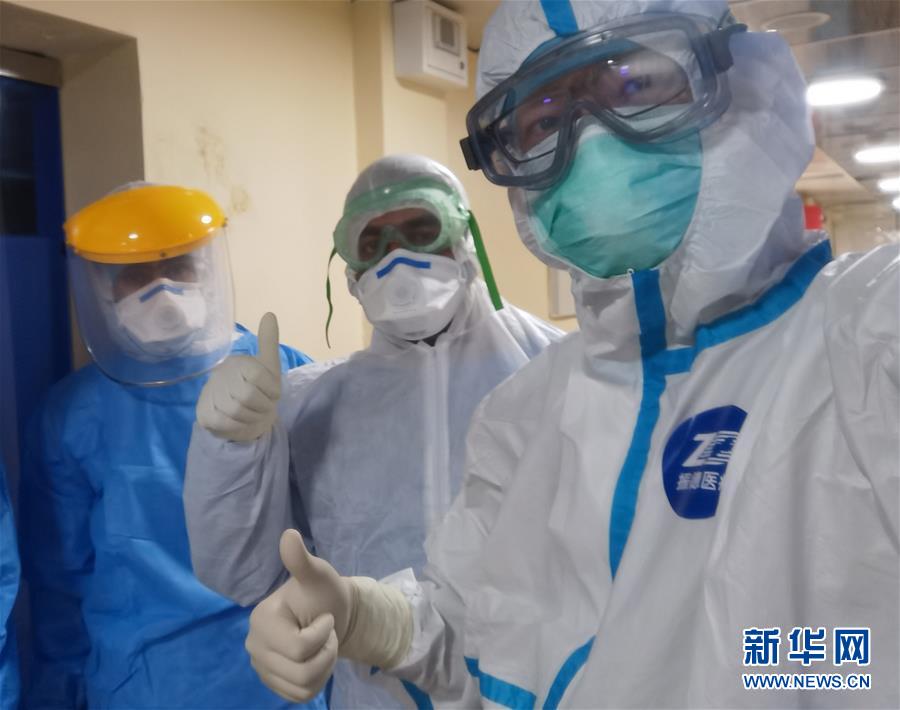 （新華全媒頭條&middot;圖文互動）（4）以仁心仁術(shù)造福人民&mdash;&mdash;寫在第三個(gè)中國醫(yī)師節(jié)之際