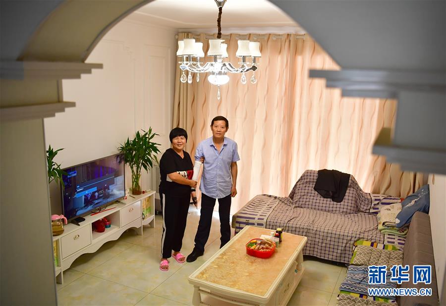 （走向我們的小康生活&middot;圖文互動(dòng)）（2）&ldquo;樓上過日子，樓下賺票子&rdquo;&mdash;&mdash;來自陜西安康的易地扶貧搬遷一線觀察