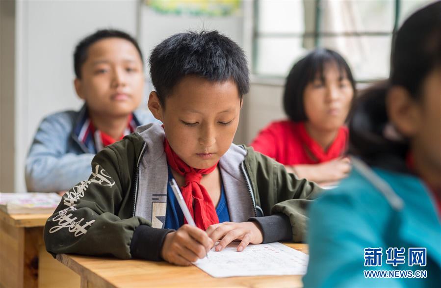 （新華全媒頭條&middot;決戰(zhàn)決勝脫貧攻堅(jiān)&middot;督戰(zhàn)未摘帽貧困縣&middot;圖文互動）（11）不獲全勝，決不收兵&mdash;&mdash;全國52個掛牌督戰(zhàn)貧困縣脫貧攻堅(jiān)紀(jì)實(shí)