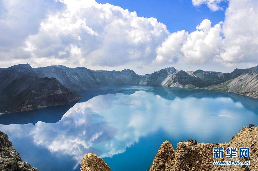 （新華全媒頭條&middot;走向我們的小康生活&middot;圖文互動(dòng)）（9）黑土地上是我家&mdash;&mdash;在吉林，一瞥中國(guó)東北鄉(xiāng)村美麗未來