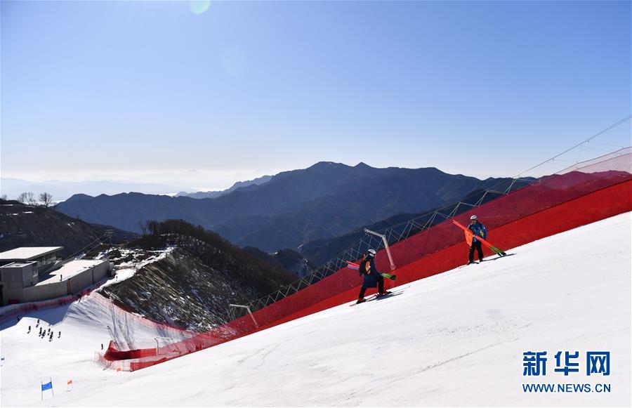 （新華全媒頭條&middot;圖文互動(dòng)）（2）北京初展&ldquo;雙奧&rdquo;之城英姿&mdash;&mdash;寫(xiě)在北京冬奧會(huì)開(kāi)幕倒計(jì)時(shí)500天之際
