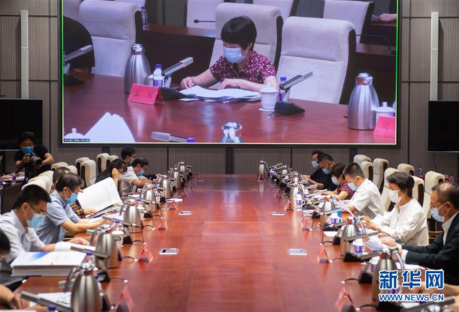 （新華全媒頭條&middot;圖文互動(dòng)）（13）北京初展&ldquo;雙奧&rdquo;之城英姿&mdash;&mdash;寫(xiě)在北京冬奧會(huì)開(kāi)幕倒計(jì)時(shí)500天之際