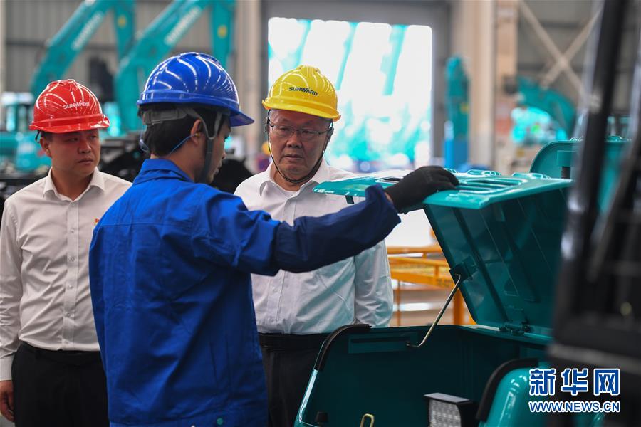 （落實&ldquo;六穩(wěn)&rdquo;&ldquo;六保&rdquo;企業(yè)見聞&middot;圖文互動）（7）&ldquo;智慧工廠&rdquo;引領(lǐng)&ldquo;生產(chǎn)節(jié)拍&rdquo;&mdash;&mdash;走進(jìn)山河智能一探究竟