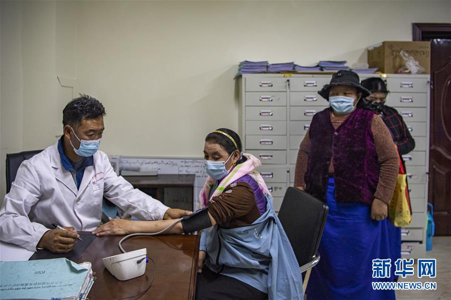 （新華全媒頭條&middot;走向我們的小康生活&middot;圖文互動）（6）扎西德勒，我們的新家園&mdash;&mdash;西藏易地扶貧搬遷搬出幸福美好新生活