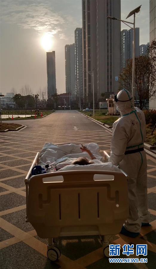 （新華全媒頭條&middot;圖文互動）（3）奮斗結(jié)碩果，再寫新篇章&mdash;&mdash;寫在共和國71周年華誕之際