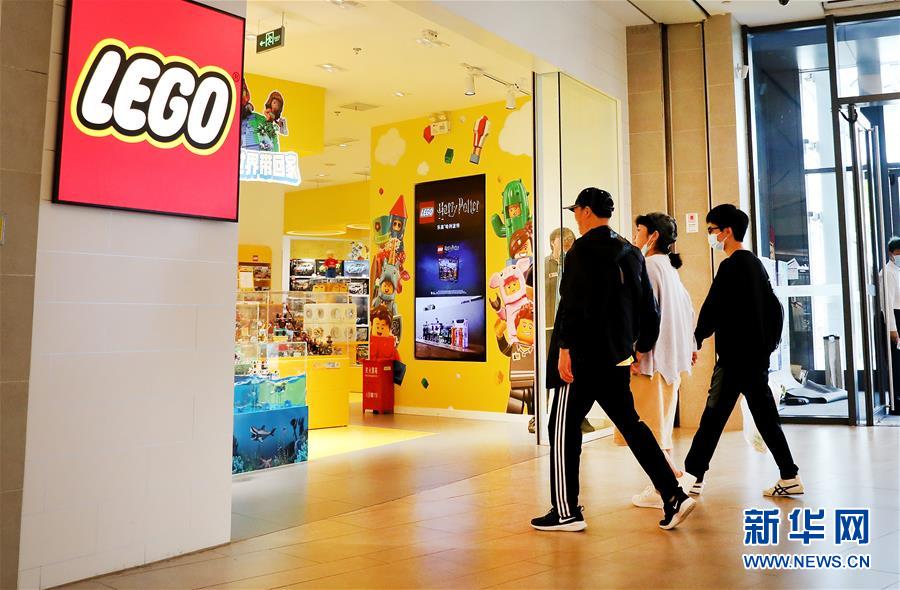 （新華全媒頭條&middot;圖文互動(dòng)）（1）共赴東方之約 共迎復(fù)蘇之機(jī)&mdash;&mdash;寫在第三屆進(jìn)博會倒計(jì)時(shí)一個(gè)月之際