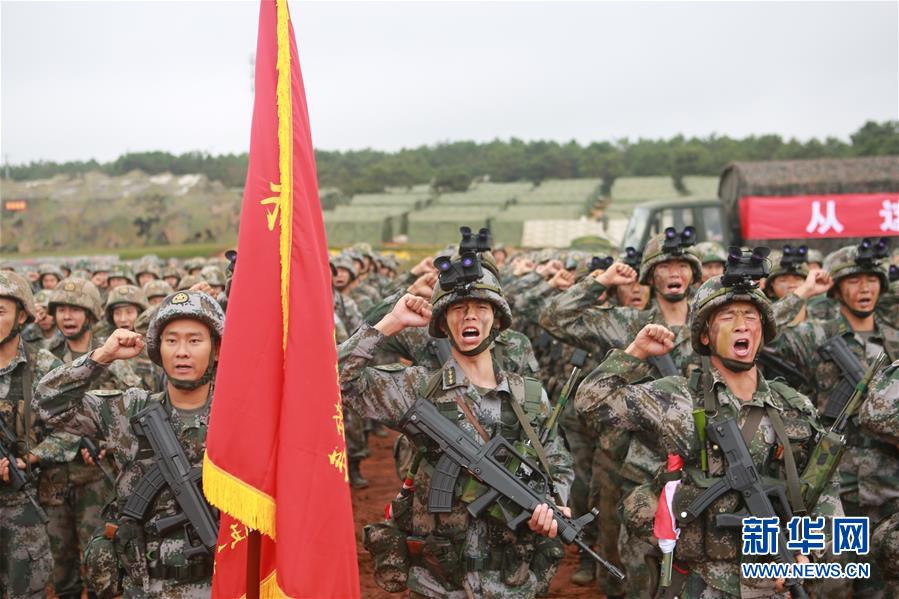 （在習近平強軍思想指引下&middot;我們在戰(zhàn)位報告&middot;圖文互動）（1）千里移防，鐵心跟黨走&mdash;&mdash;南部戰(zhàn)區(qū)陸軍第75集團軍某紅軍旅政治建軍、練兵備戰(zhàn)記事