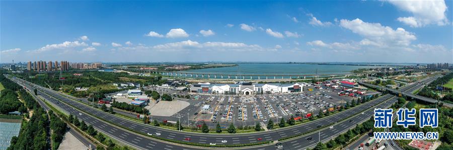 （新華全媒頭條&middot;圖文互動(dòng)）（7）流動(dòng)中國(guó)折射復(fù)蘇新氣象&mdash;&mdash;透視&ldquo;十一&rdquo;黃金周