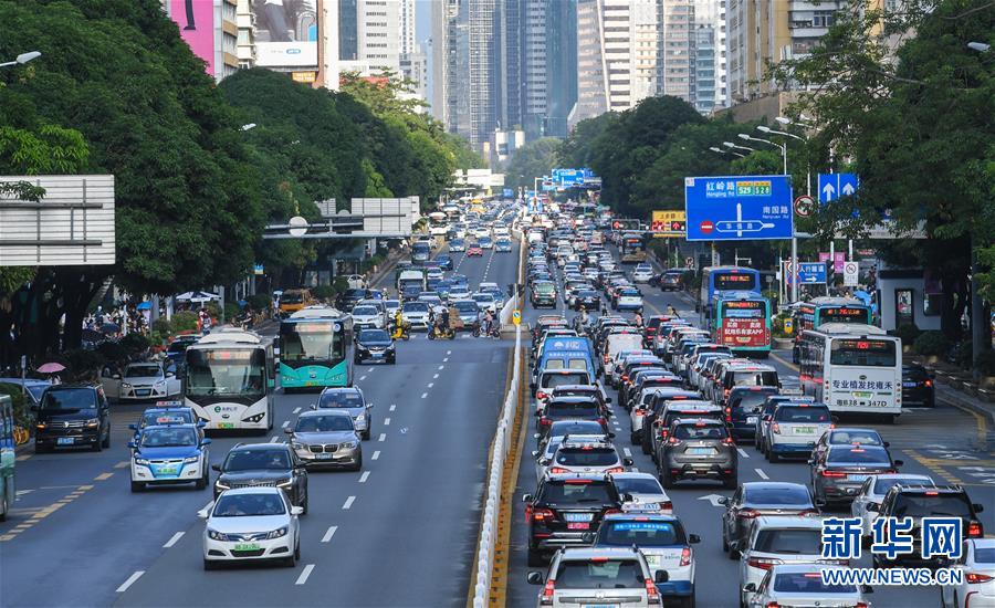（深圳特區(qū)40年&middot;圖文互動）（1）&ldquo;智&rdquo;行千里&mdash;&mdash;特大城市交通治理的深圳樣板