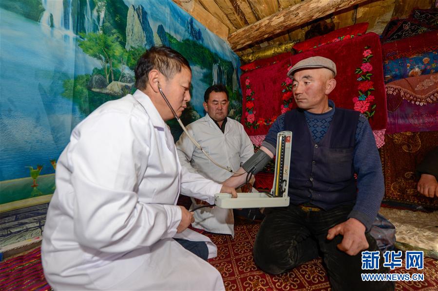 （新華全媒頭條&middot;圖文互動(dòng)）（6）新天地 新兒女 新奇跡&mdash;&mdash;脫貧攻堅(jiān)繪就新疆新圖景