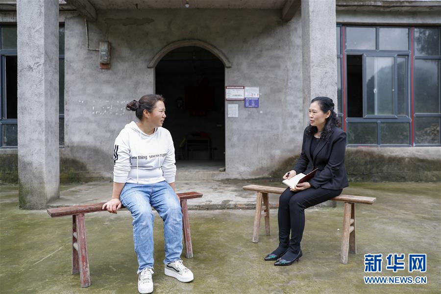 （兩會人物&middot;圖文互動）（4）帶娃、賺錢兩不誤&mdash;&mdash;一位農(nóng)民工代表眼中的脫貧新工作