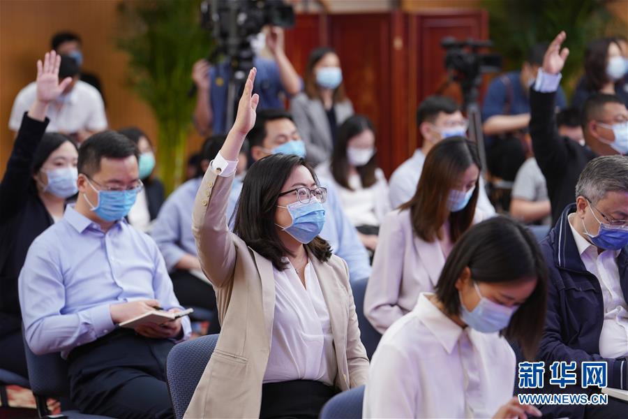 （兩會&middot;XHDW）（22）國務(wù)委員兼外交部長王毅回答中外記者提問