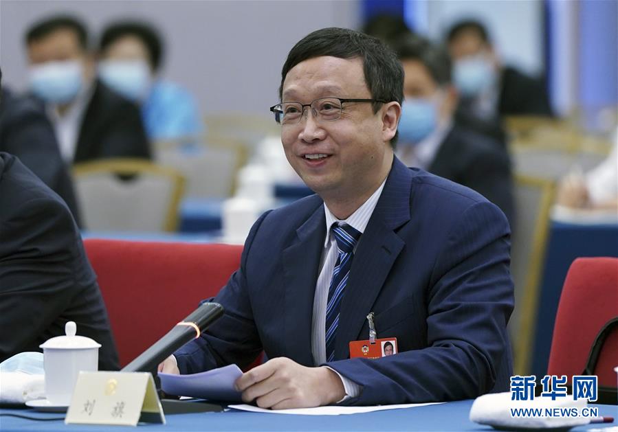 （新華全媒頭條&middot;圖文互動(dòng)）（4）從人民中汲取磅礴力量&mdash;&mdash;習(xí)近平總書(shū)記同出席2020年全國(guó)兩會(huì)人大代表、政協(xié)委員共商國(guó)是紀(jì)實(shí)