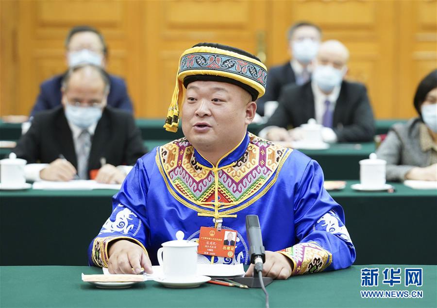 （新華全媒頭條&middot;圖文互動(dòng)）（8）從人民中汲取磅礴力量&mdash;&mdash;習(xí)近平總書(shū)記同出席2020年全國(guó)兩會(huì)人大代表、政協(xié)委員共商國(guó)是紀(jì)實(shí)