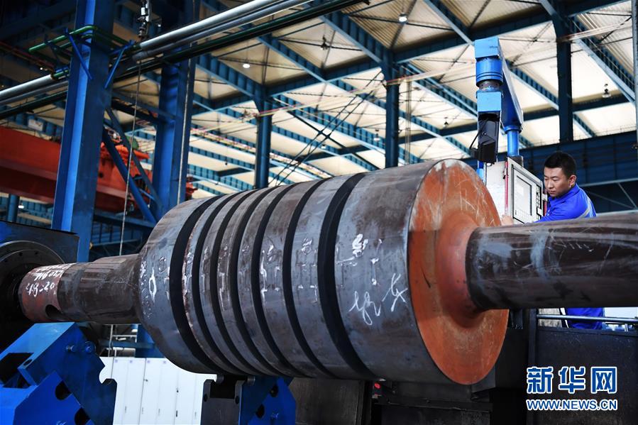 （新華全媒頭條&middot;圖文互動(dòng)）（7）奮力書(shū)寫(xiě)東北振興的時(shí)代新篇&mdash;&mdash;習(xí)近平總書(shū)記調(diào)研東北三省并主持召開(kāi)深入推進(jìn)東北振興座談會(huì)紀(jì)實(shí)