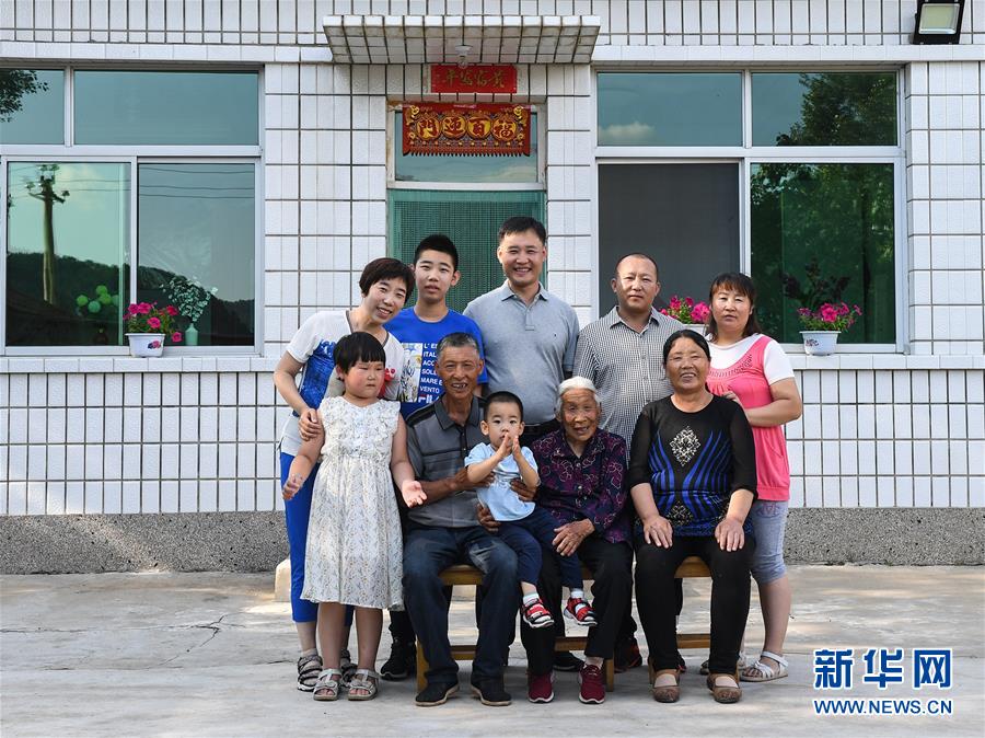 （新華全媒頭條&middot;圖文互動）（4）心系北疆　情滿草原&mdash;&mdash;習近平總書記考察內(nèi)蒙古回訪記