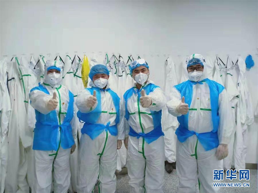 （習(xí)近平致敬的戰(zhàn)&ldquo;疫&rdquo;英雄&middot;志愿者篇&middot;圖文互動）（2）他們，微光成炬照征程