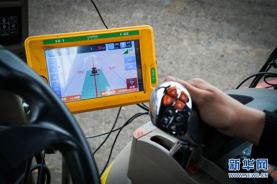 (在習(xí)近平新時(shí)代中國特色社會主義思想指引下——新時(shí)代新作為新篇章·習(xí)近平總書記關(guān)切事·圖文互動)(12)春耕忙 信心足——谷雨時(shí)節(jié)走馬東北直擊糧事